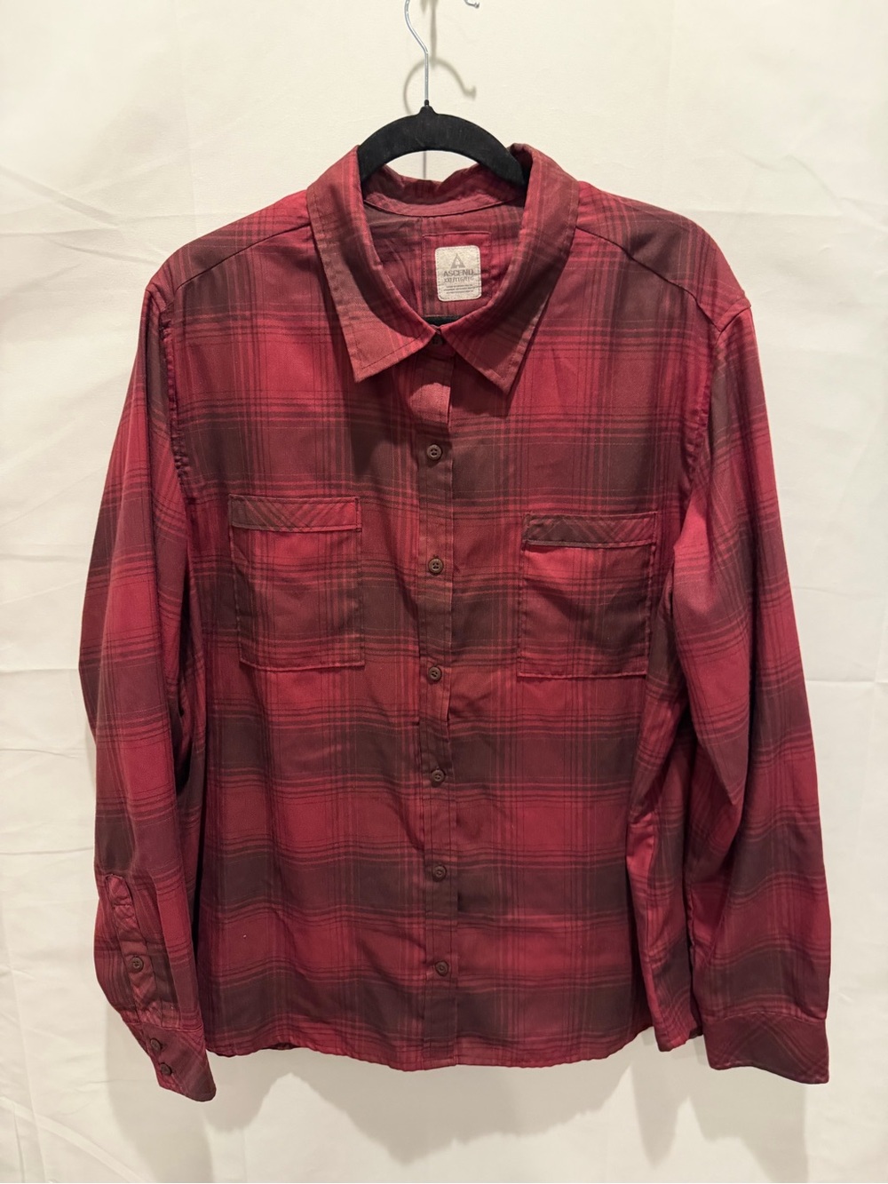 Ascend Men's Red and Black Plaid Button-Down Shirt size XXL.rugged,gorpcore,hike